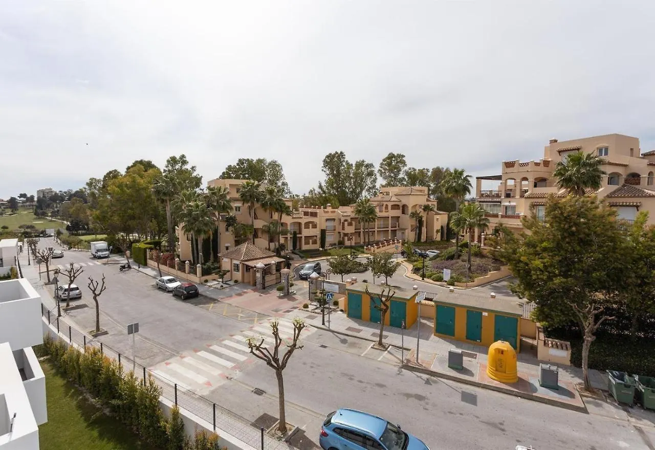 New Penthouse Apartment In Marbella Estepona 0*,